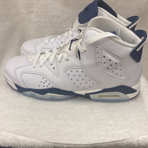 Air Jordan 6 Retro (GS) White/Midnight Navy - Size 6Y - Picture 3 of 12